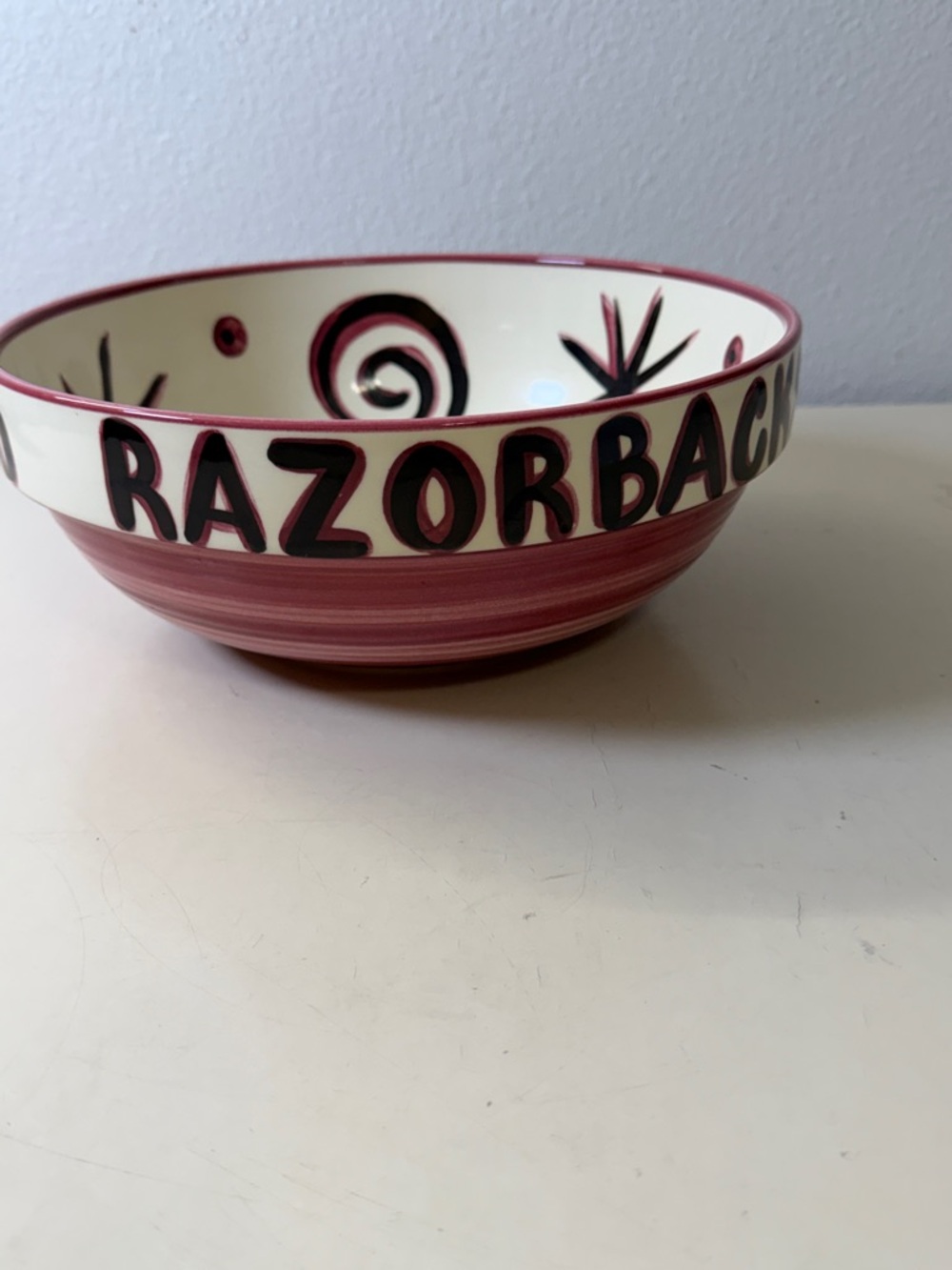 Decorative Ceramic Razorback Bowl in Burgundy and Cream